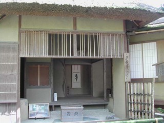 120428i.jpg